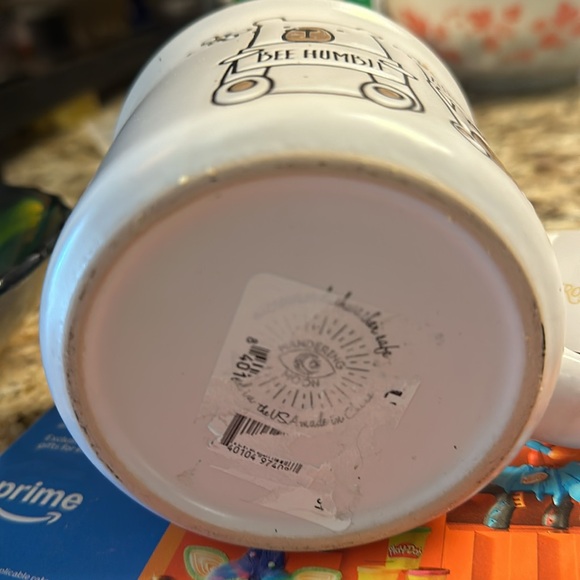 Be Humble and Kind Coffee and Tea mug 14 ounce.  New with tag.   Hand painted. - Picture 4 of 5